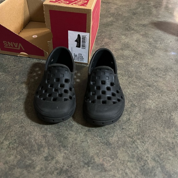 Vans slip on water shoes - Picture 3 of 3